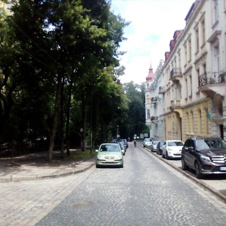 The Georgehouse Hostel Lviv Exterior photo